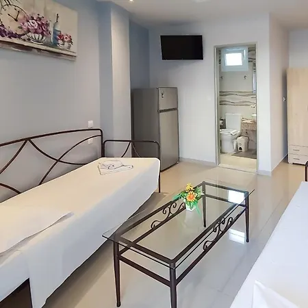 Gouvia Hotel גאוביה