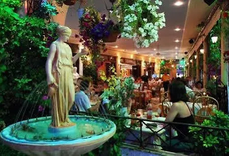 מלון Gouvia Hotel